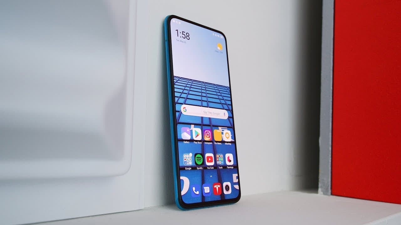 MKBHD tycker till om Poco F2 Pro