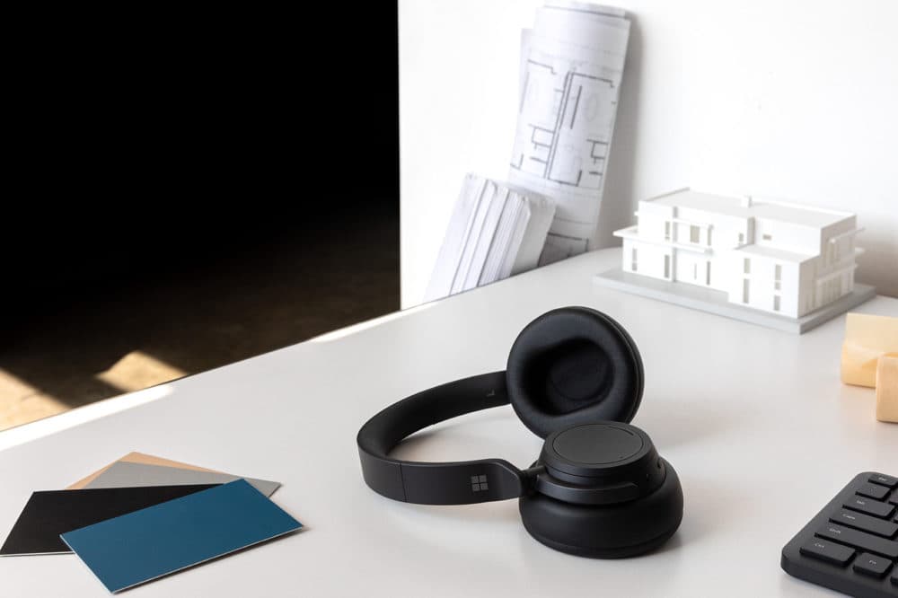 MKBHD tycker till om Surface Headphones 2
