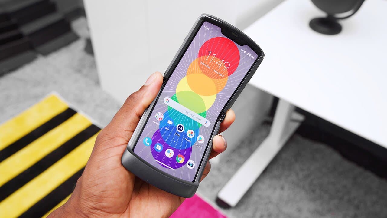 Första intrycken av nya Motorola Razr 2