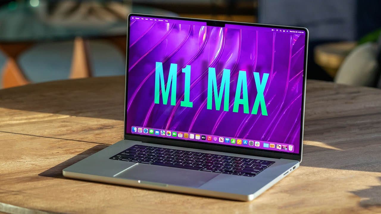 YouTubers tycker till om nya MacBook Pro