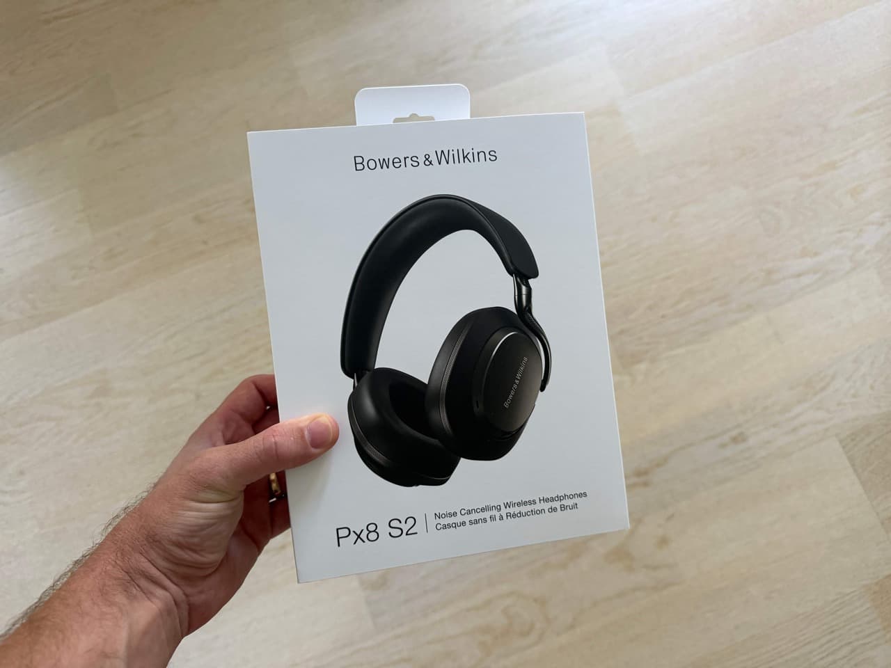 Bowers & Wilkins Px8 S2