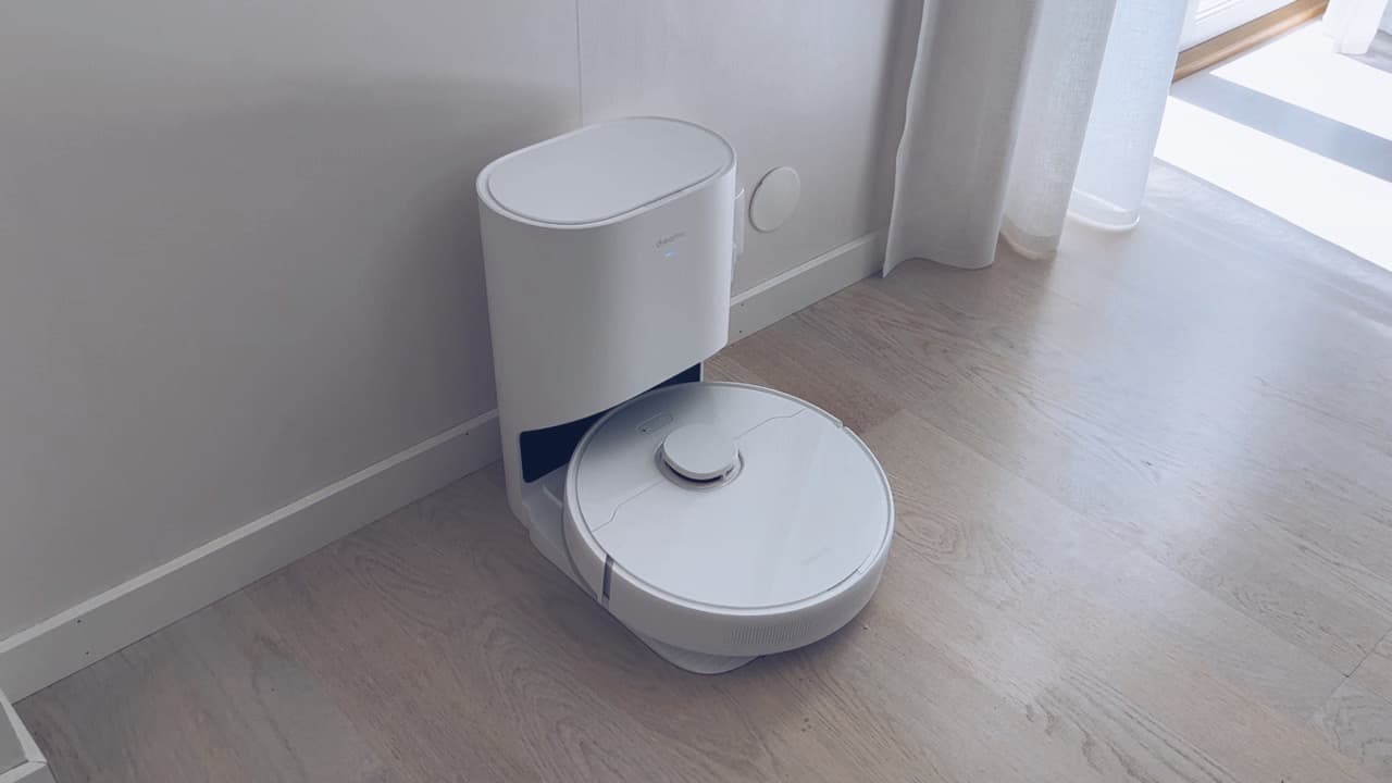Recension av robotdammsugaren Dreame D10 Plus
