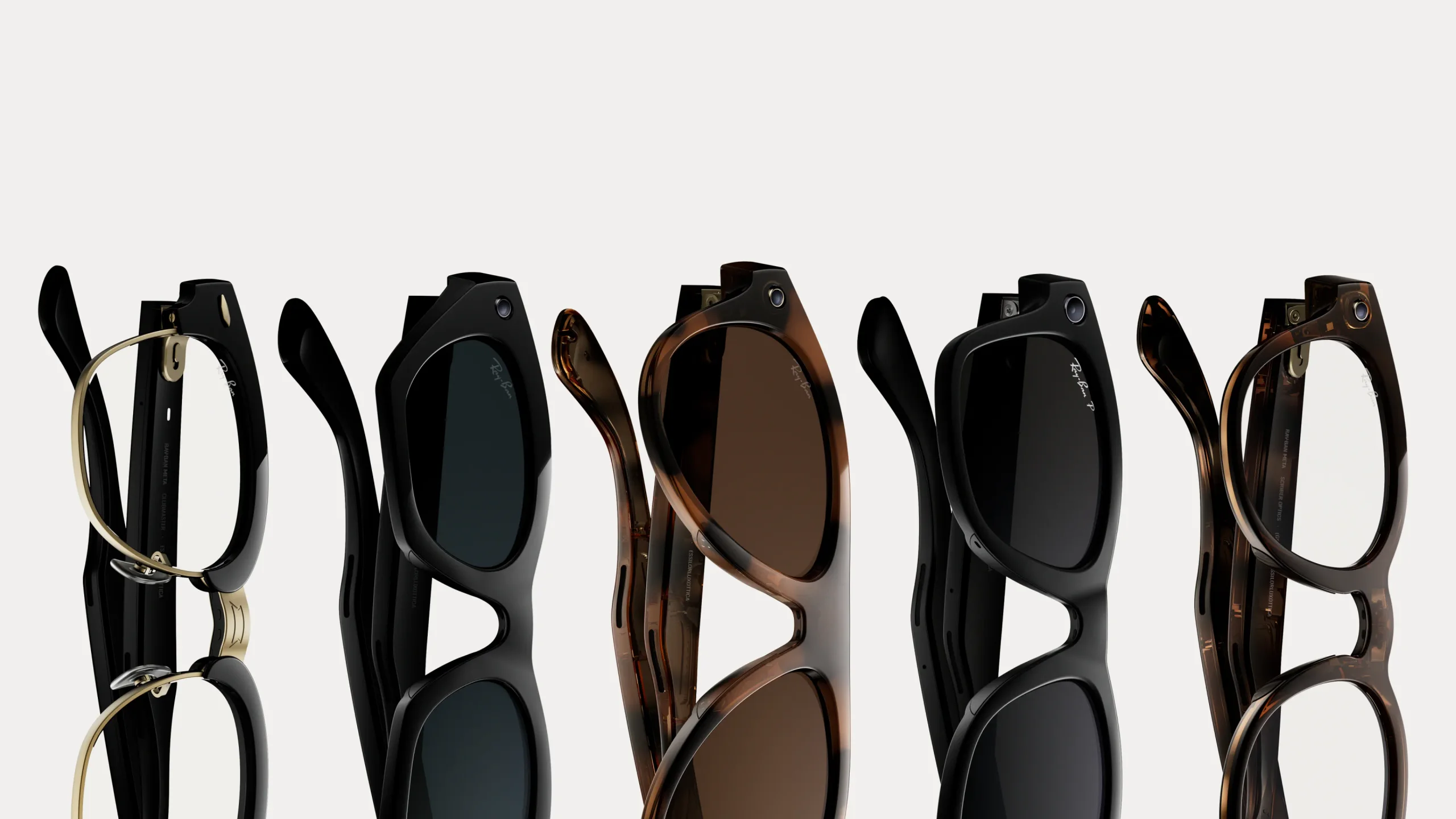 Flera modeller av Metas och Ray-Bans smarta glasögon presenterade tillsammans.